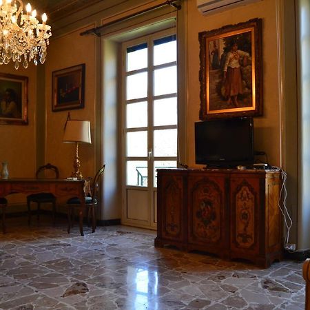 La Maison De Lavinia Aeroporto di Catania Fontana Rossa Esterno foto